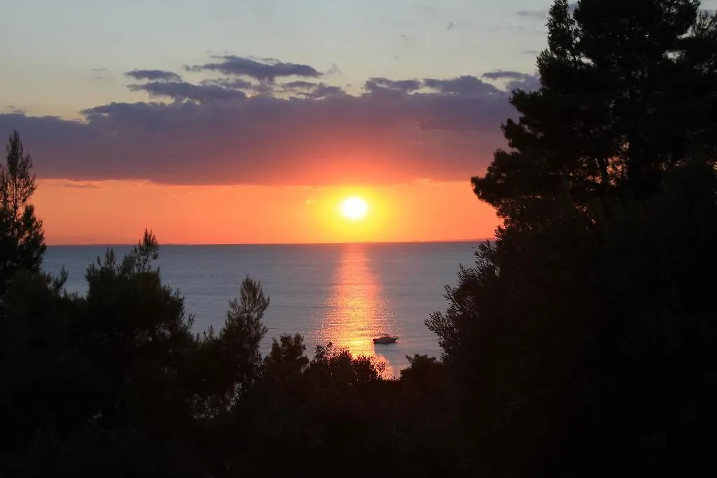 Helios Land Apartment Neos Marmaras 0*,  Greece
